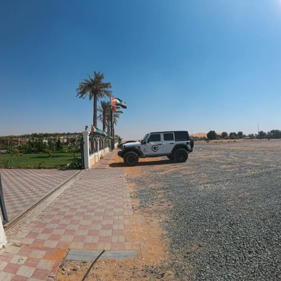 Free Parking Area